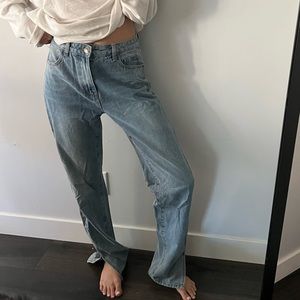 Medium Wash - Oversized Jeans